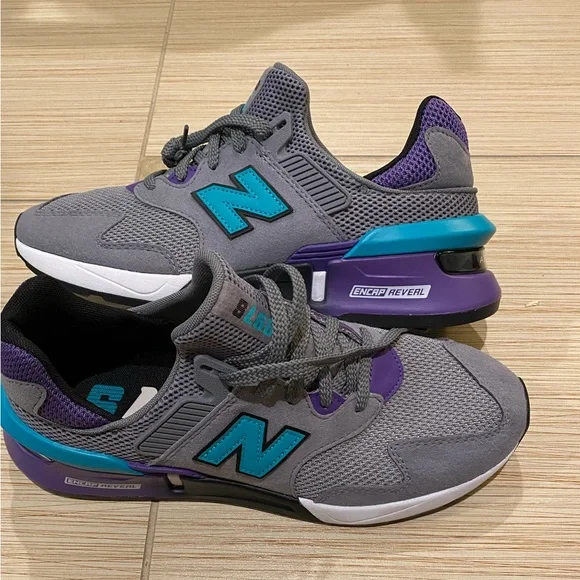 New Balance Sneakers